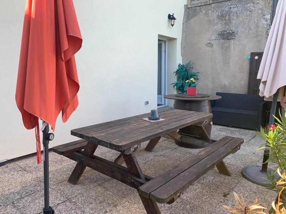شقة Studio Cosy Avec Terrasse. Boyer المظهر الخارجي الصورة